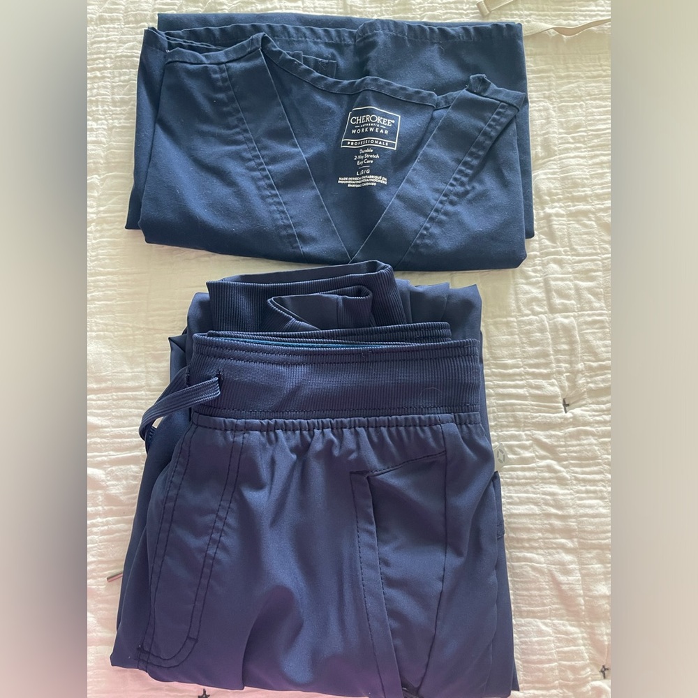 Men’s Cherokee scrubs